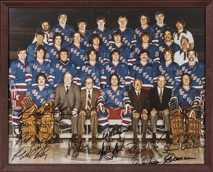 1978 New York Rangers Team Signed 11x14 Framed Photo With 11 Signatures Including Duguay, Maloney, Vickers, and Fotiu (Beckett)